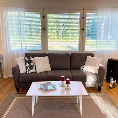 Cozy Renovated House With A Lot Of Parking Space. Haparanda  Bagian luar foto