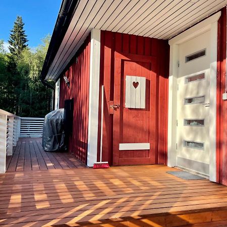 Cozy Renovated House With A Lot Of Parking Space. Haparanda  Bagian luar foto