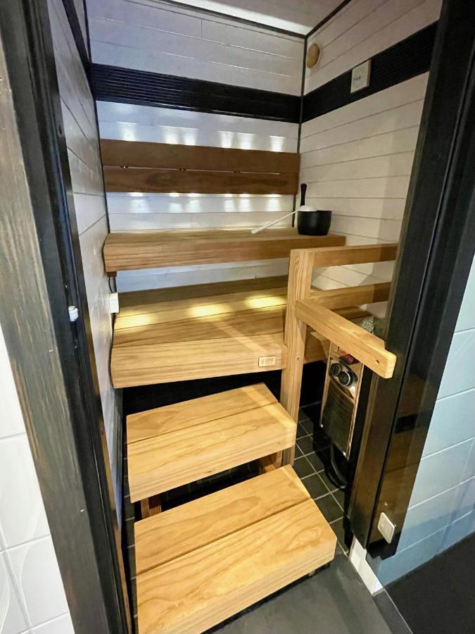 Cozy Renovated House With A Lot Of Parking Space. Haparanda  Bagian luar foto